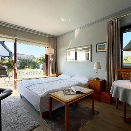 Διαμέρισμα Gemuetliche Svantje Mit Terrasse In Wenningstedt-Braderup